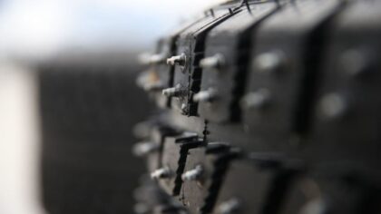 $137 fine awaits drivers who miss Tuesday's studded tire deadline