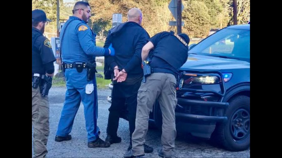 double murder mason county manhunt neighbor...