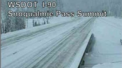 Snoqualmie & Stevens Passes reopen to traffic after lengthy snow closure