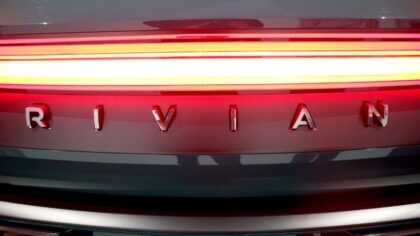 Tech Talk: WA law opens EV direct sales beyond Tesla, drawing praise and pushback