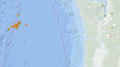 18 earthquakes recorded off Washington coast Sunday morning