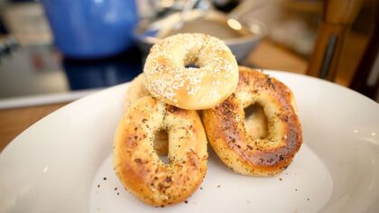 Seattle bagel shop takes home 2 first-place prizes at Los Angeles competition
