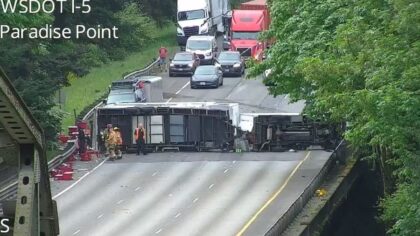 All northbound I-5 lanes in Ridgefield reopen after semi-truck rollover