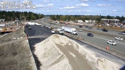 Drivers be warned: Multiple major road closures this weekend in the Seattle area
