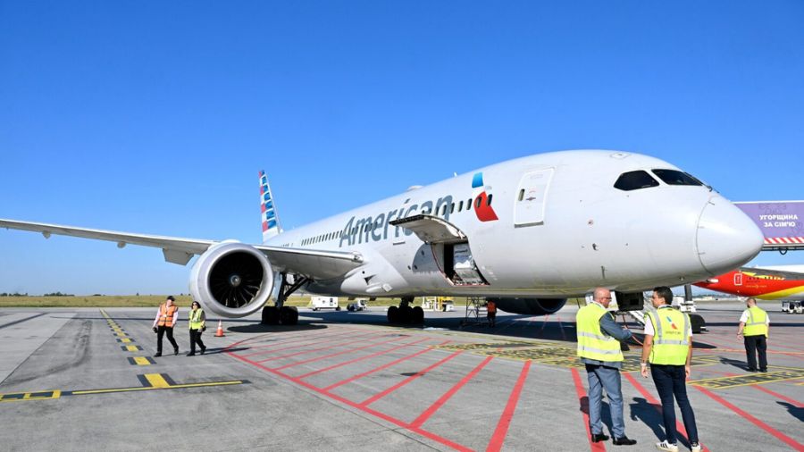 american airlines flights suspends...