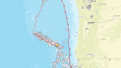 No tsunami threat after 5.5 magnitude earthquake strikes off Oregon coast