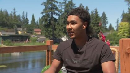 Teenager shares how he survived Mount Si bear attack