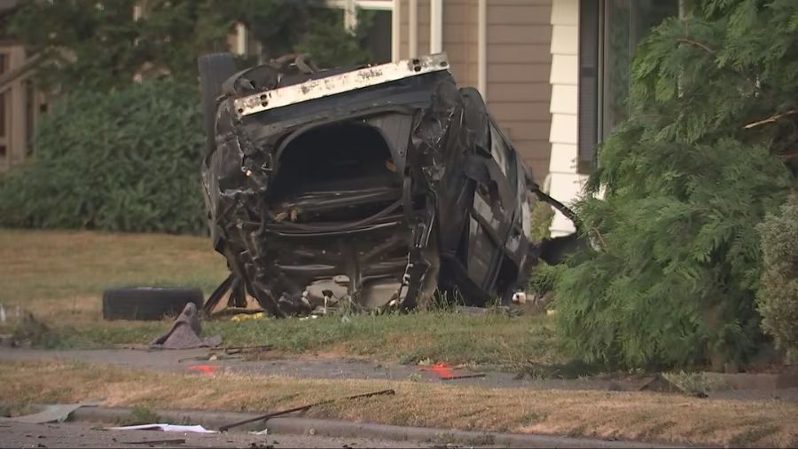 car crash everett 100 mph...