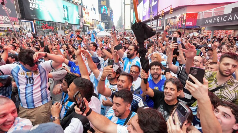 the-latest-argentina-and-spain-will-face-off-to-lift-the-world-cup