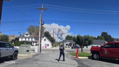 'I don't think any of us will ever be ready': Gee admits he still doesn't have a go bag as deadly wildfire rages in eastern WA
