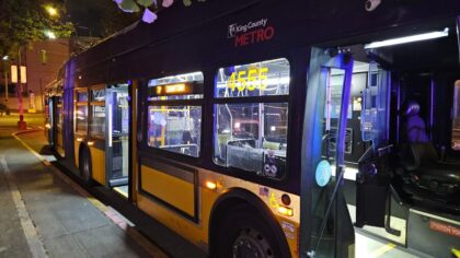 VIDEO: Suspect attacks King County bus with machete, pleads not guilty