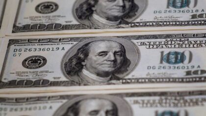 'Rob a bank, that's 10 years': Gee questions why wage theft earns a 'slap on the wrist'