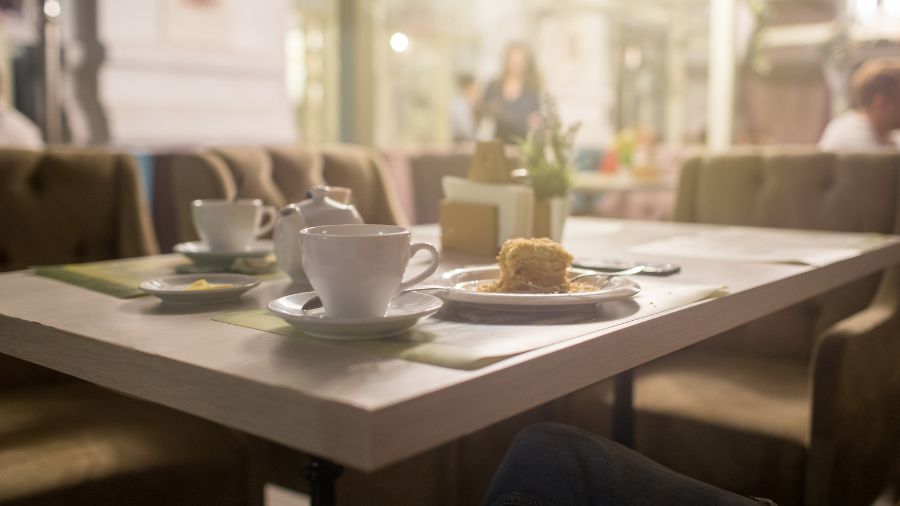 poulsbo reopens café...