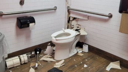 Domino's crash Port Orchard restroom bathroom...