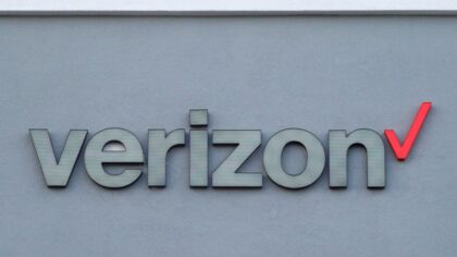 Verizon laying off 54 workers in Washington