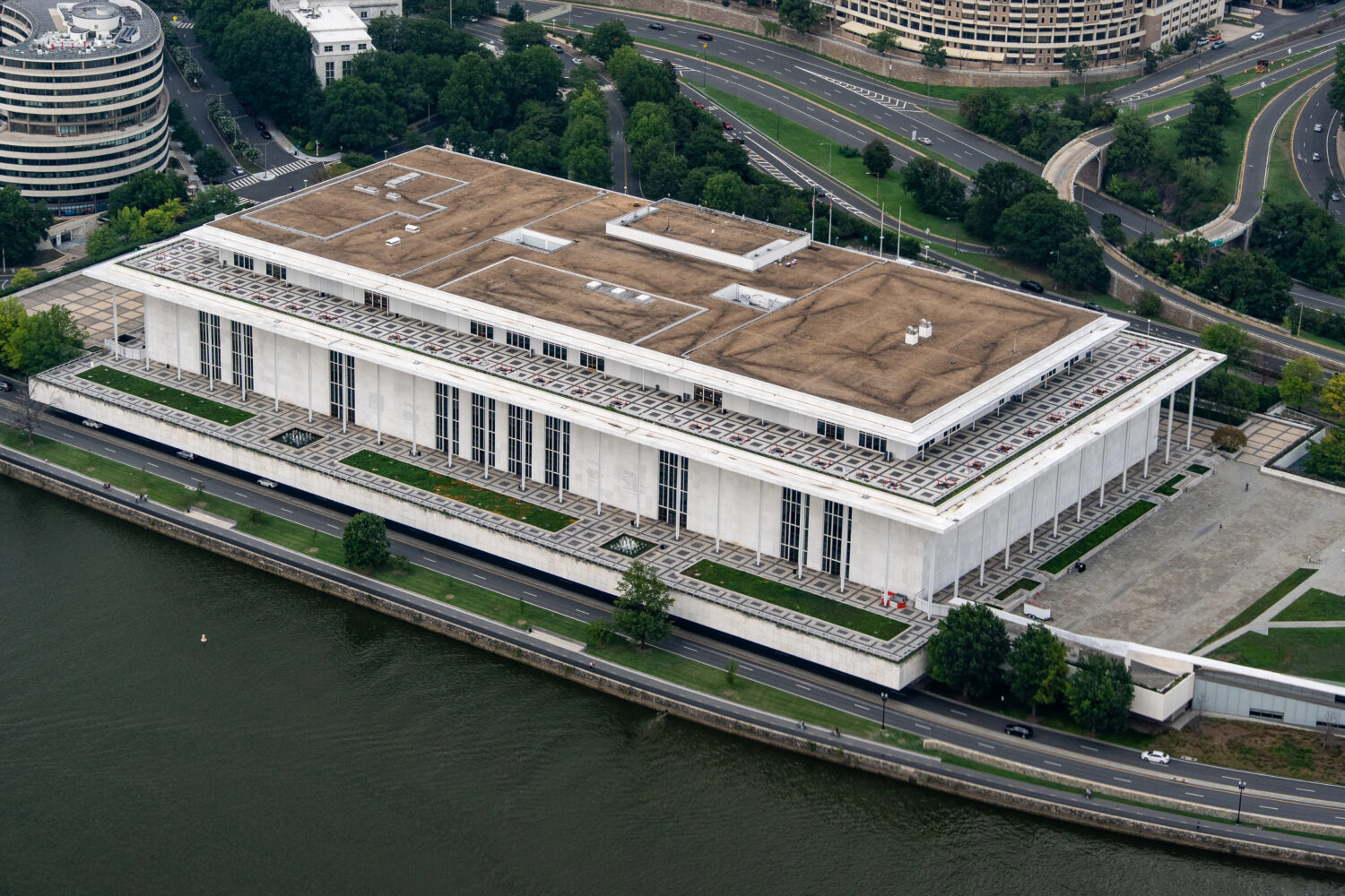 The Kennedy Center is seen from the air in Washington, Saturday, Aug. 15, 2026. (AP Photo/Alex Bran...