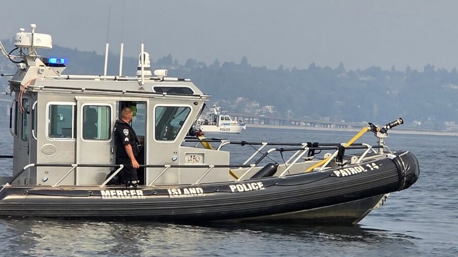 search for 19-year-old lake washington...