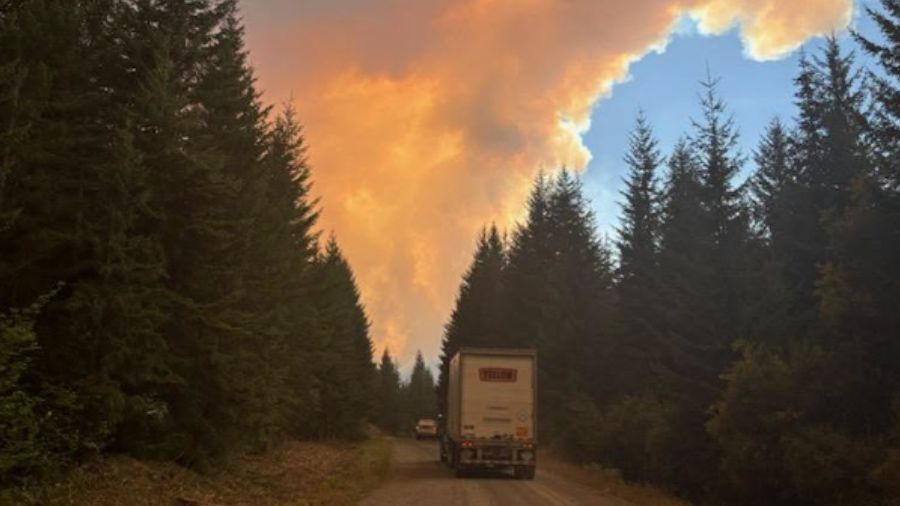 The Three Queens Fire near Snoqualmie Pass and Kachess Lake increased to more than 800 acres this w...