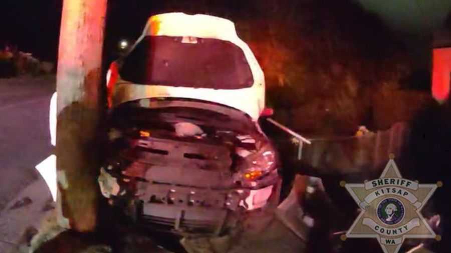 bremerton dui crash power pole...
