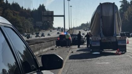 Auburn police vehicle crash...