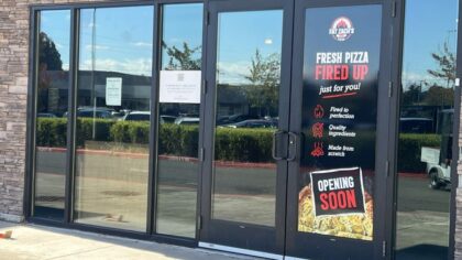 tacoma pizza wa mall...
