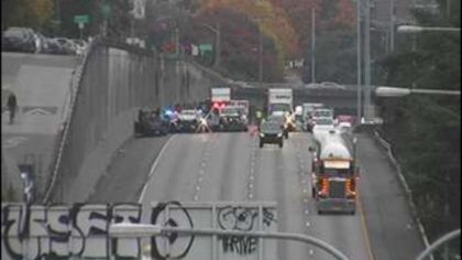 mercer crash i-5 rollover...