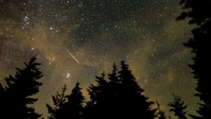Orionid meteor shower peaks Wednesday night as Seattle skies stay mostly clear
