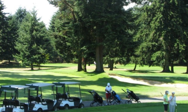 Golfers prepare to tee off at Lynnwood Municipal Golf Course. (Chris Sullivan/KIRO Radio)...