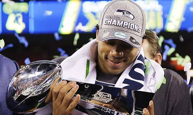 A leading Las Vegas sportsbook is favoring the Seahawks to win Super Bowl XLIX in the first set of ...
