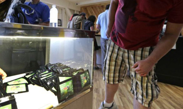 If a man is able to poach customers from Seattle’s only legal pot shop, does that highlight s...