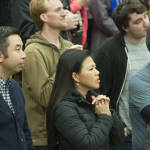 
              Supporters listen to Democratic presidential candidate Bernie Sanders, I-Vt., at Hudson's Bay High School in Vancouver, Wash., Sunday, March 21, 2016. Sanders urged the crowd to vote in next Saturday’s Democratic caucuses. (Natalie Behring/The Columbian via AP)
            